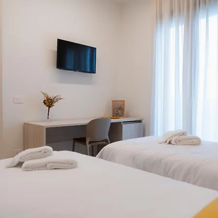 Arese B&B Alojamento de Acomodação e Pequeno-almoço Arese